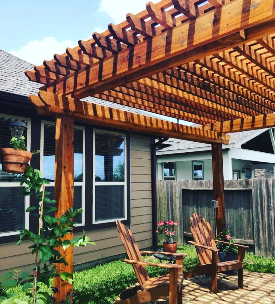 Custom Pergola Design near League City