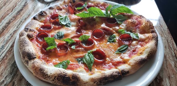 #pizza #pepperonipizza #pizzaparty #pizzadough #homemadepizza #slowfermentation #sanmarzano