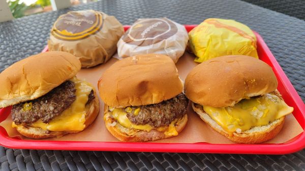 Homemade #Copycat McDonald's vs The REAL McDonald's. #mcdonalds #mcdouble #triplecheeseburger 