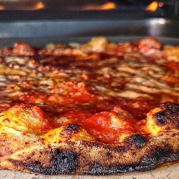 New Haven Apizza.  Plain Tomato Pie.