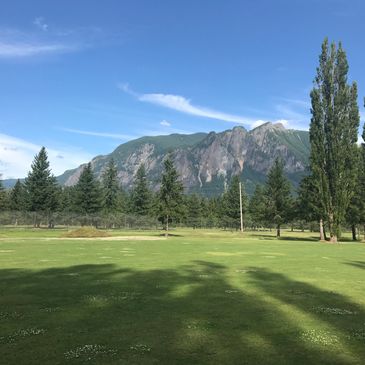 Mount Si Golf Course in Snoqualmie, Washington, USA