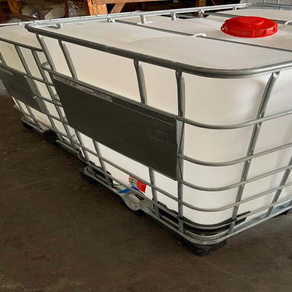 330 Gallon Plastic Tote with Metal Cage NEW