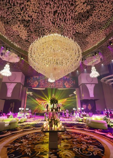 Magical Chandelier - Amore World Setup