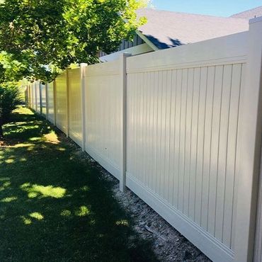 vinyl privacy fences