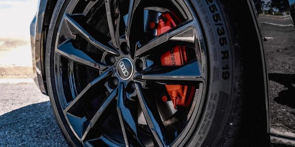 Our car rental fleet meets your needs from economy cars to get around and luxury cars.