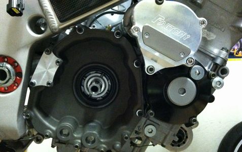 Suzuki GSXR750 SRAD Dry Clutch  XRO