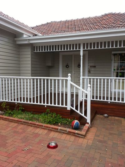 Interior and Exterior Painter in Donvale. Utmost Painting & Maintenance. Qualified house painters. 