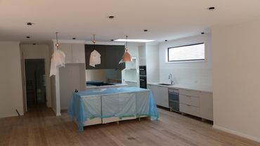 Utmost Painting & Maintenance - Your Local Interior & Exterior House Painter in Melbourne. 