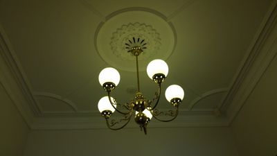 Interior and Exterior House or commercial Painter in Mount Waverley, Glen Waverley and Chadstone. 