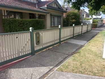 Utmost Painting & Maintenance - Your Local Interior & Exterior House Painter in Melbourne. 