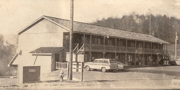 Cascade Mountain Inn