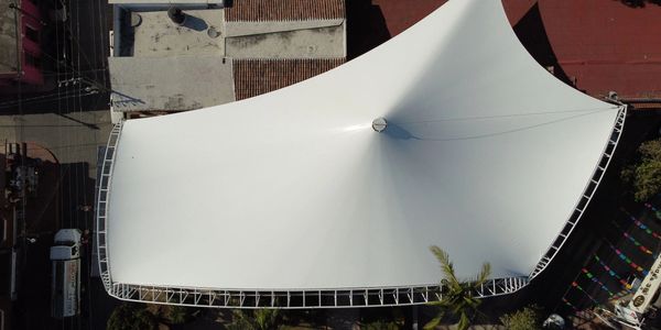 Cubierta Conica de membrana de PVC 900 gr/m2