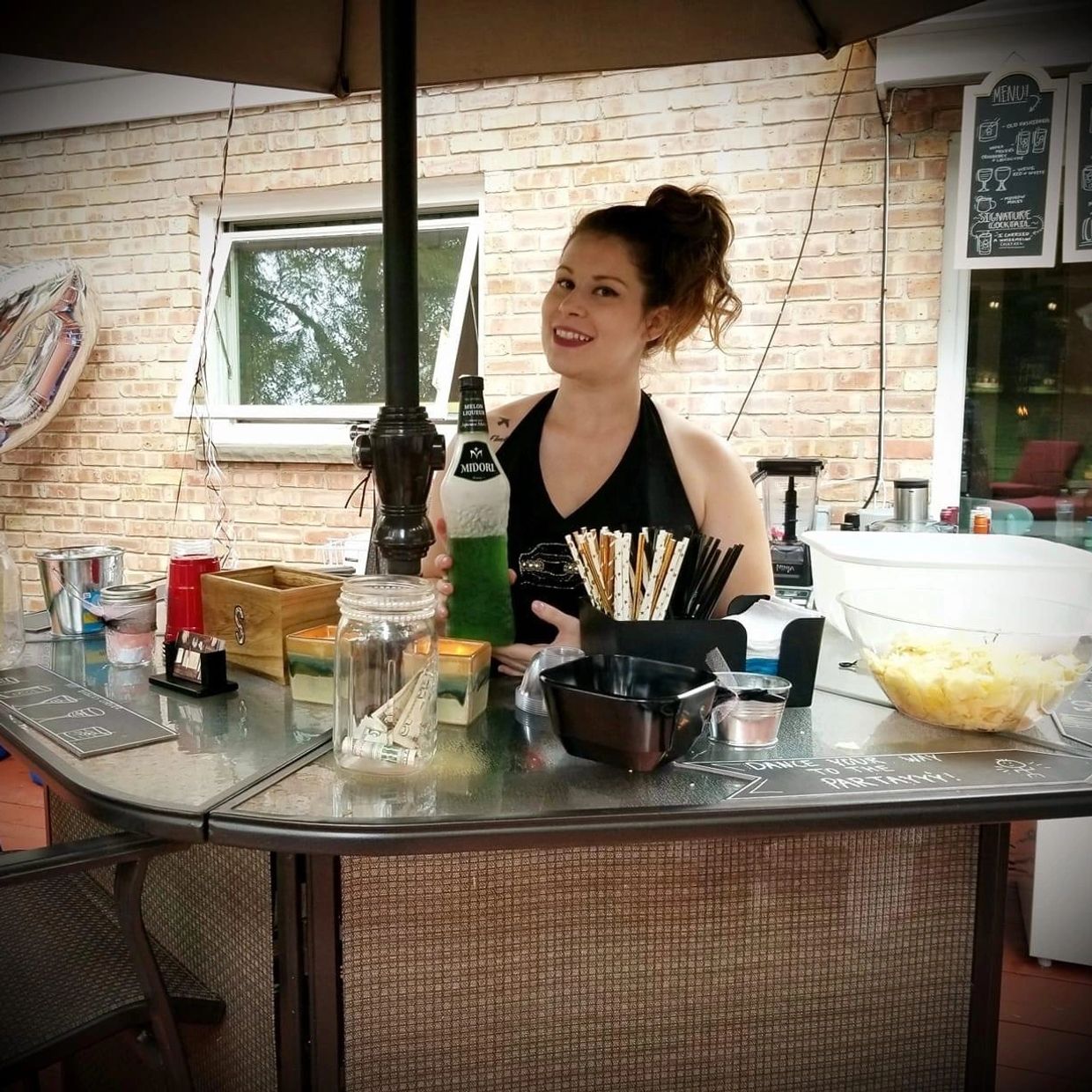 The Traveling Bartender Bartender, Mixologist, Traveling Bartending