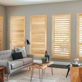 //img1.wsimg.com/isteam/ip/41c82cf8-c2d4-4796-8188-ccb6d3a5d8b4/Wood%20Shutters6.jpeg/:/rs=w:1300,h:800