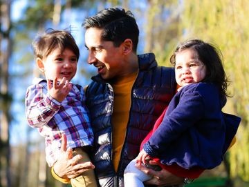 Father and children photo shoot in Solihull