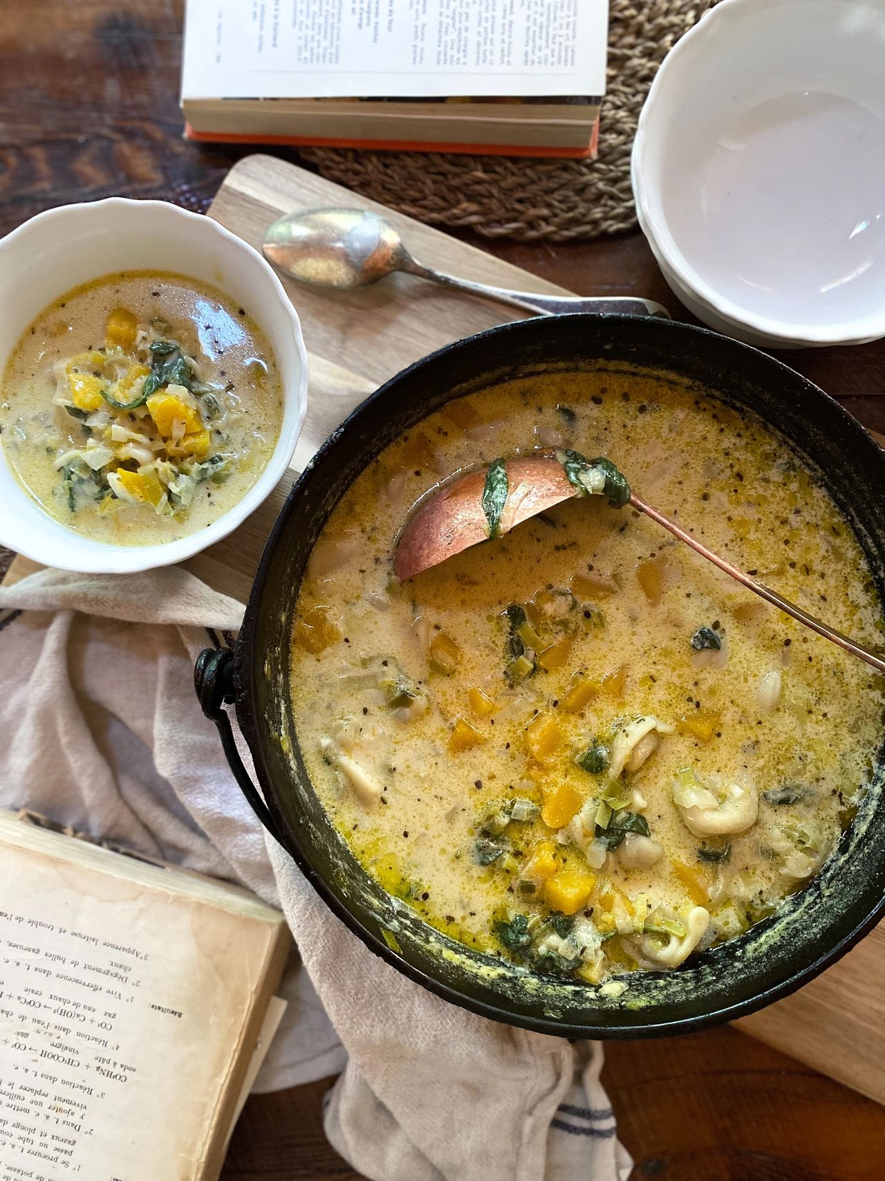 Soupe Thaï de curry rouge aux tortellinis - Del's cooking twist