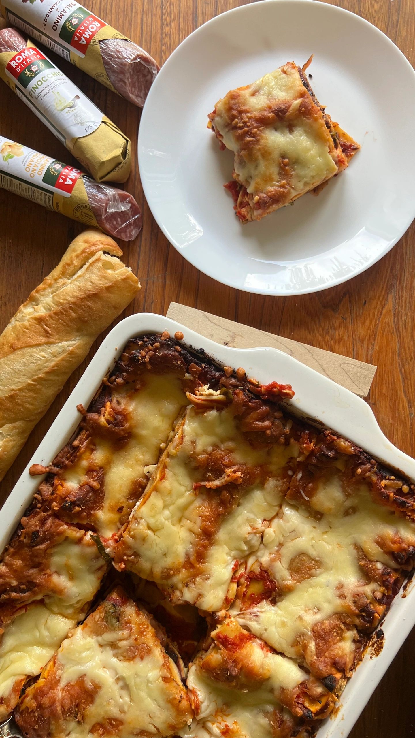 Lasagne à la tapenade d’olives, salamino et fromages