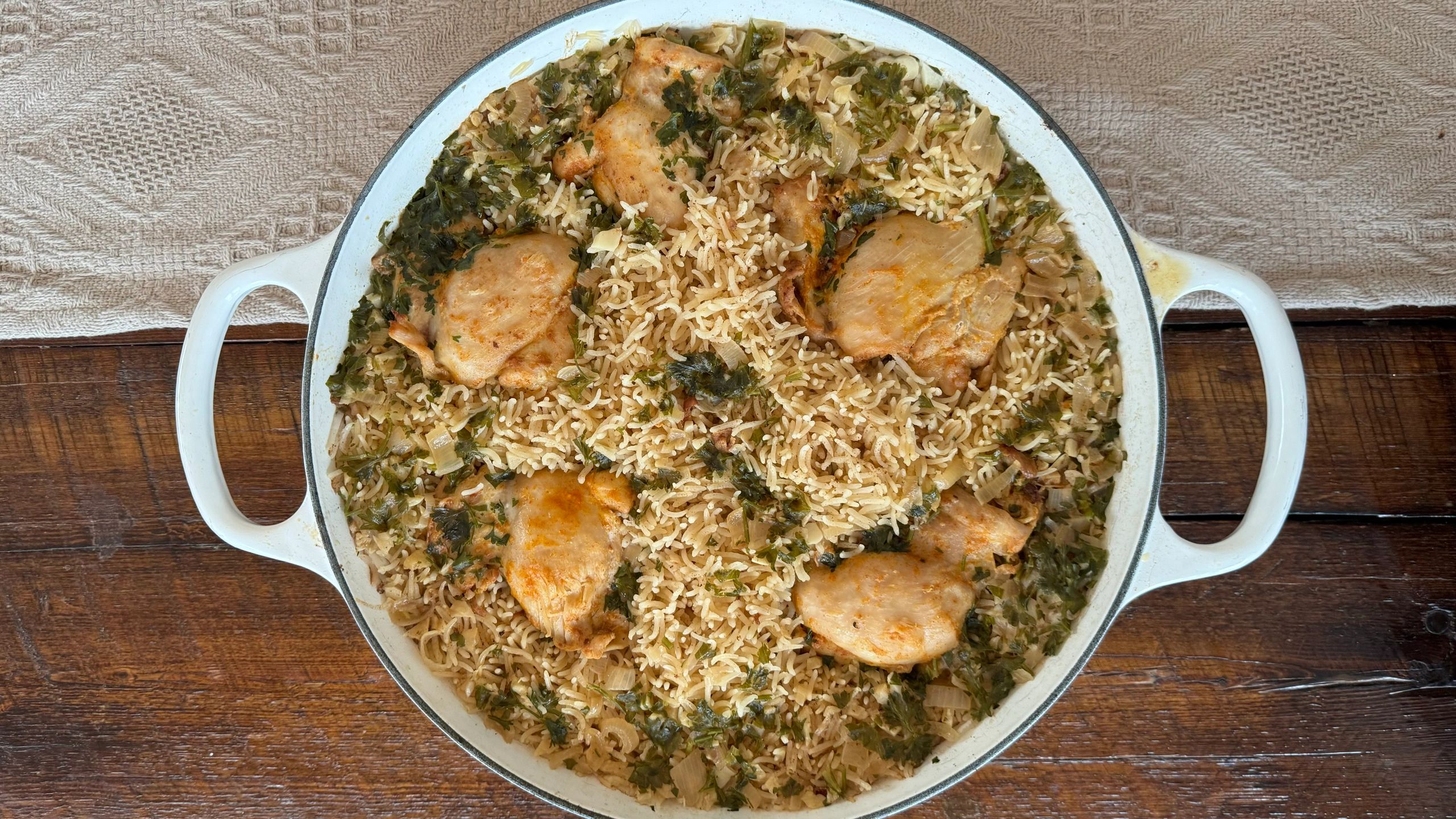 One pot poulet et riz beurre à l’ail et parmesan