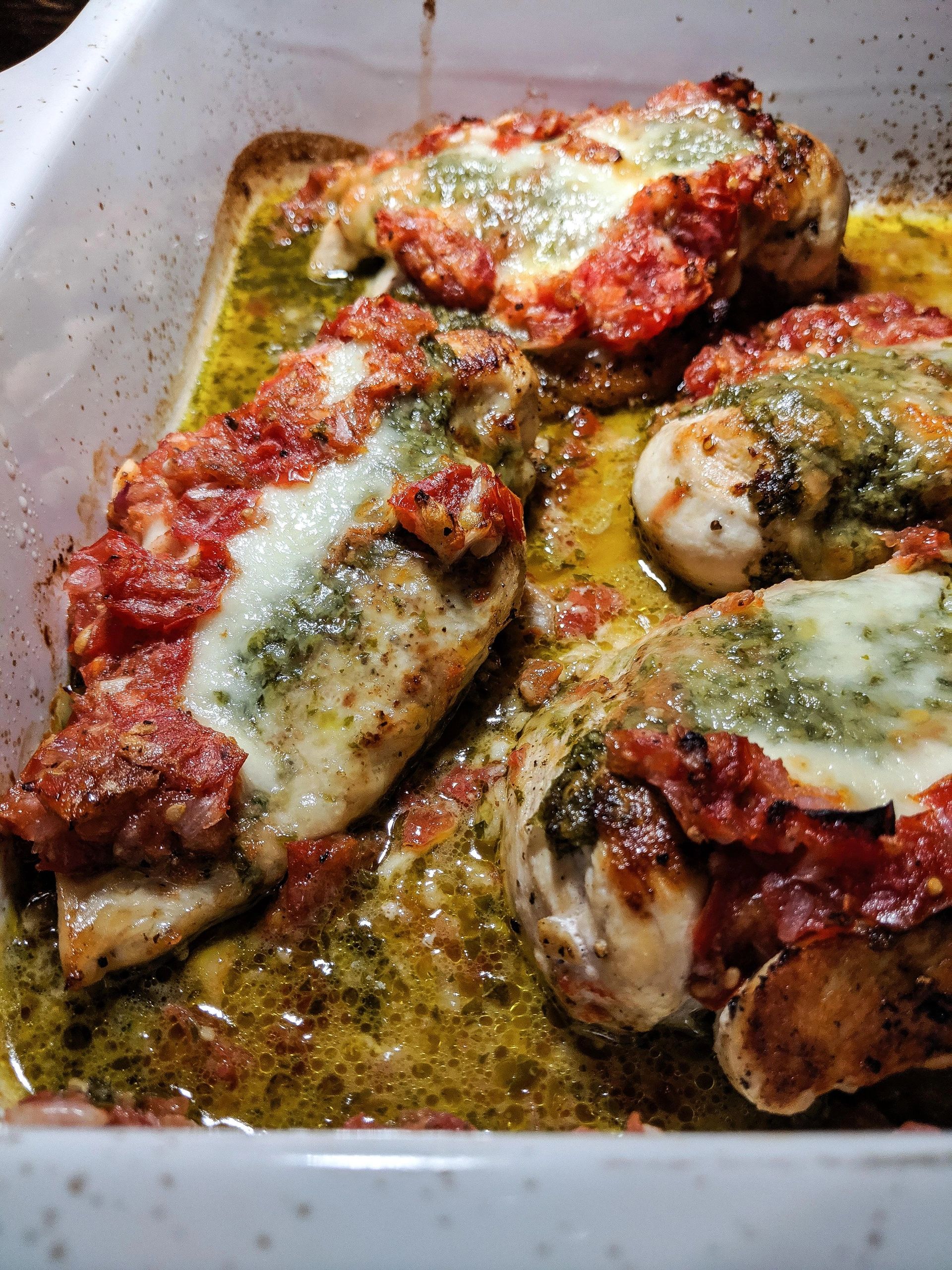 Poulet express à la bruschetta, pesto & mozzarella
