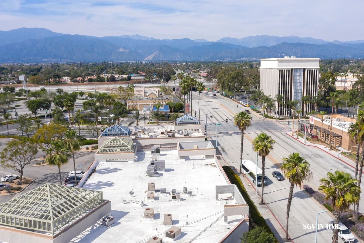 Malls in West Covina, West Covina Mall and Eastland Center