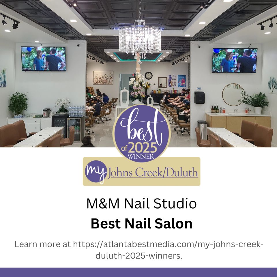 M&M Nail Studio business photo