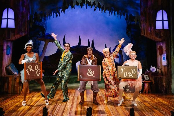 Ensemble of A Year with Frog and Toad at Asolo Rep, Sarasota, FL
📸: @adrianvanstee
