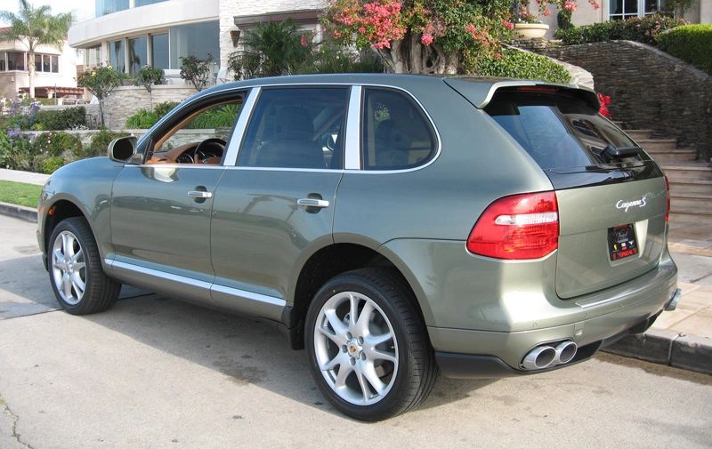 2008_Porsche_Cayenne_4.JPG