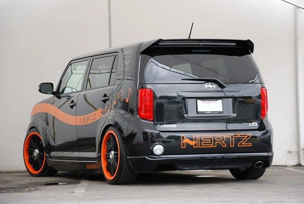 2008_Scion_xb_AxHertzz_1.jpg