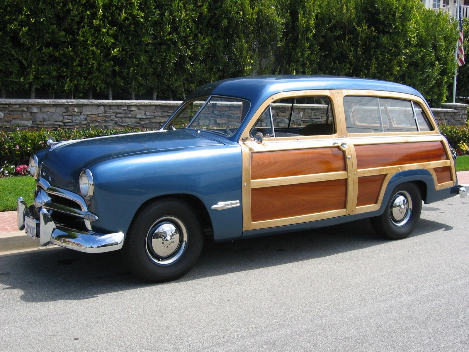 49_Ford_Woody_Blue.jpg