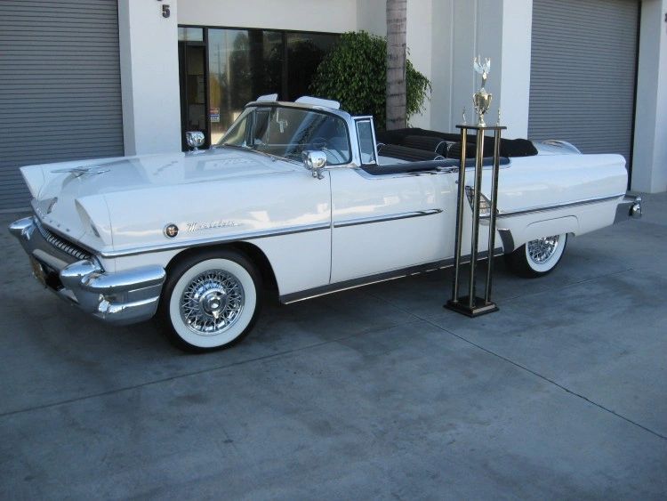 55_Merc_conv_Wht_1.jpg