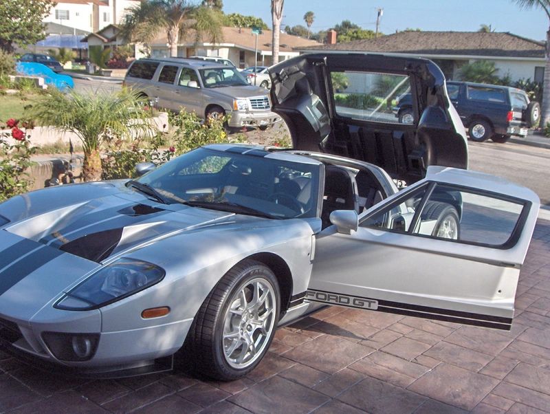 Ford_GT_Silver_3.JPG