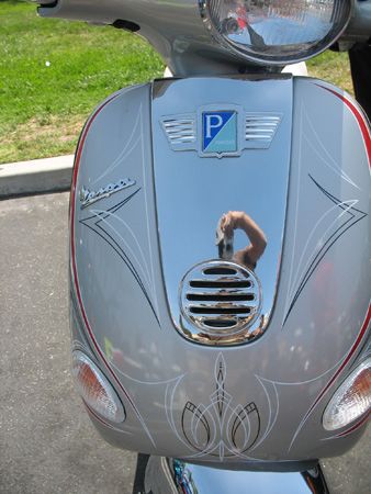 Vespa_2003_SLVR_pinstriped_5.jpg