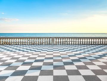 The Terrazza Mascagni: a Rome bade on the Tyrrhenian sea
