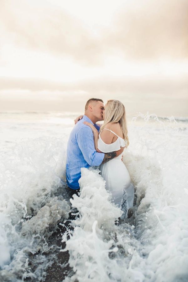 Wrightsville beach engagement photos | Engagement photos at Wrightsville beach