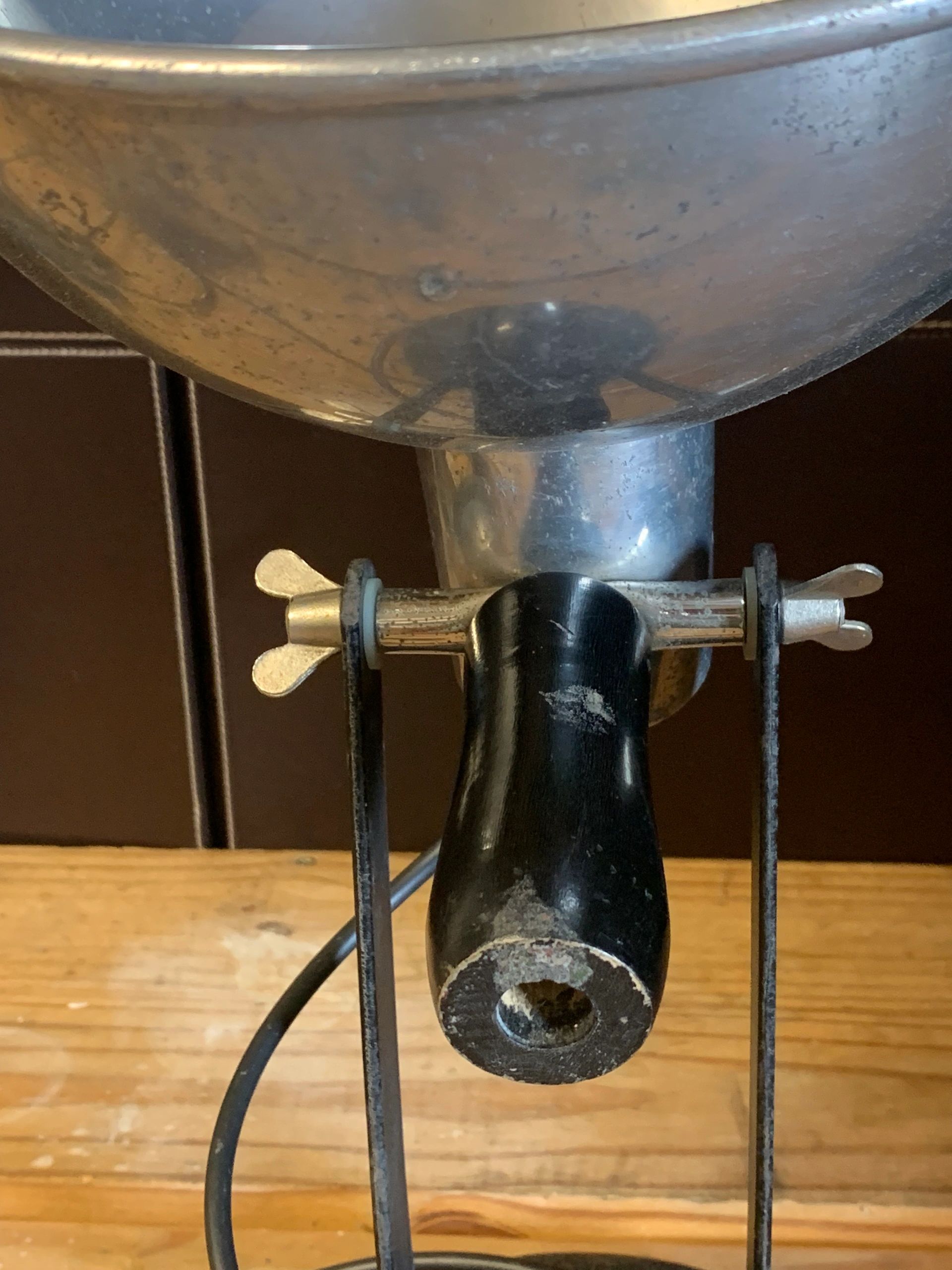 A great vintage Gamages of Holborn London table lamp  / desk lamp