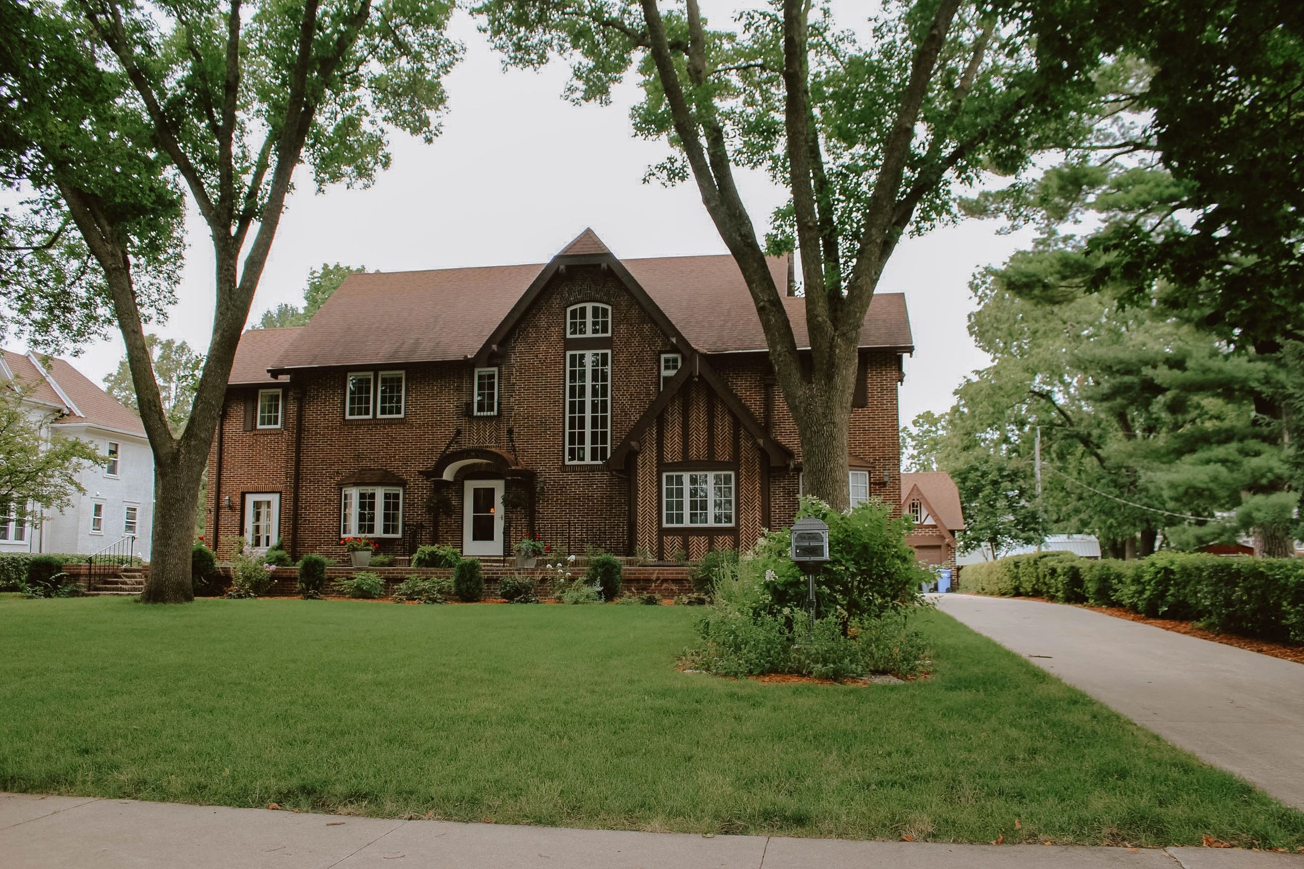Elwood On Elm Bed & Breakfast