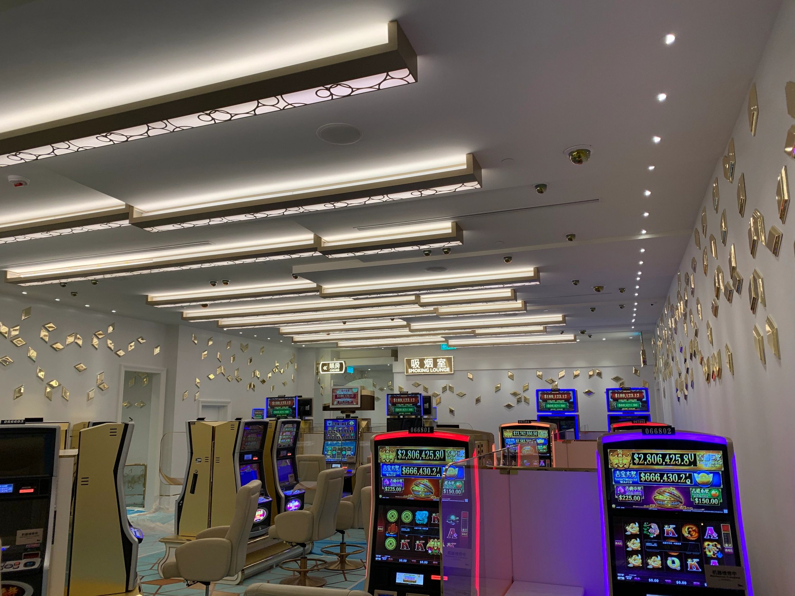 MGM LVT & HIGH SLOT AREA
