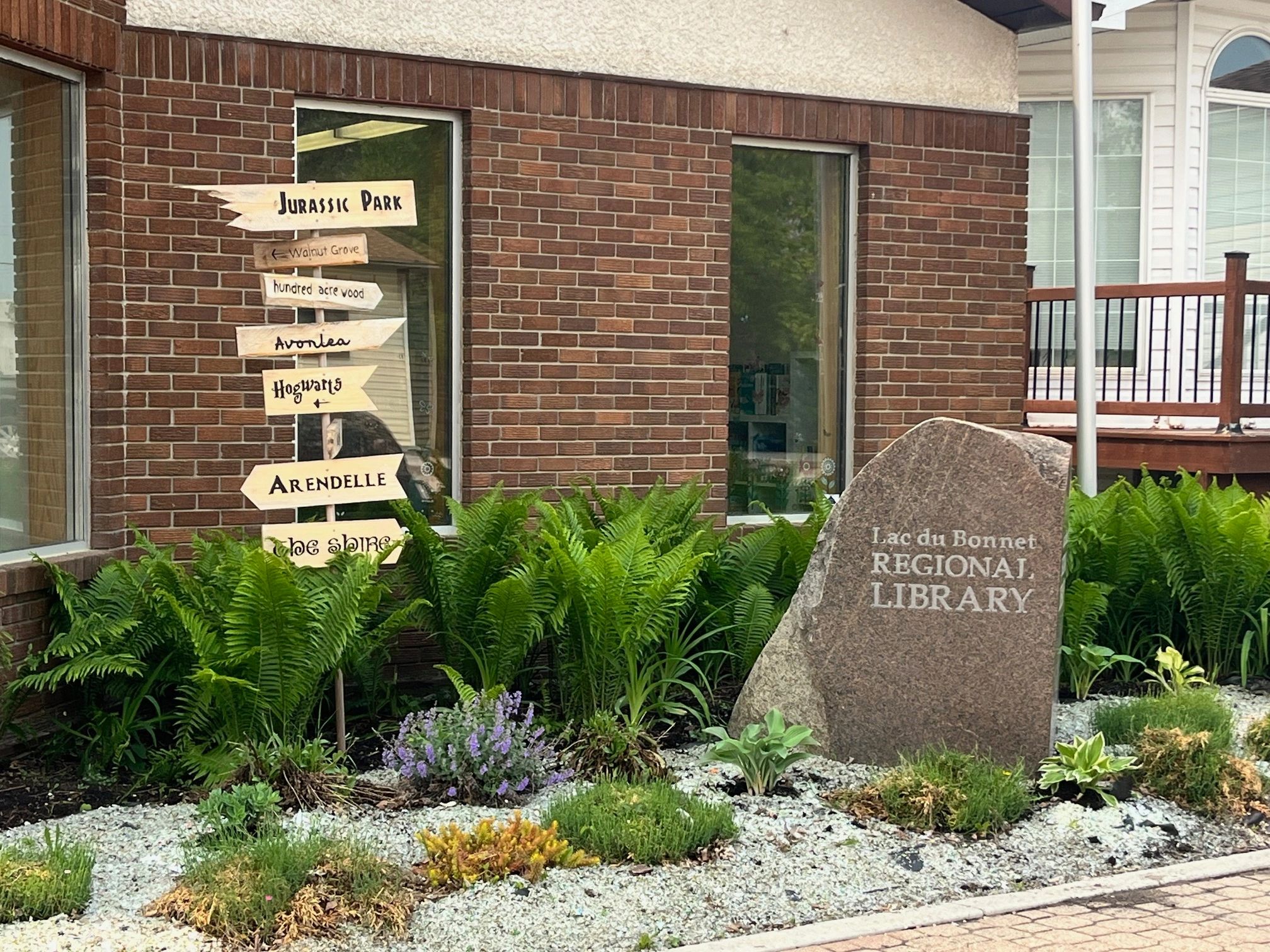 Lac du Bonnet Regional Library logo