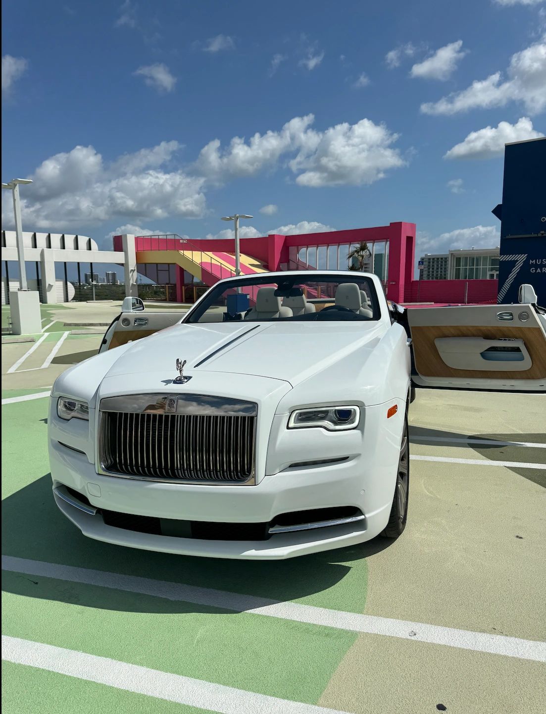 2024 Rolls Royce Dawn