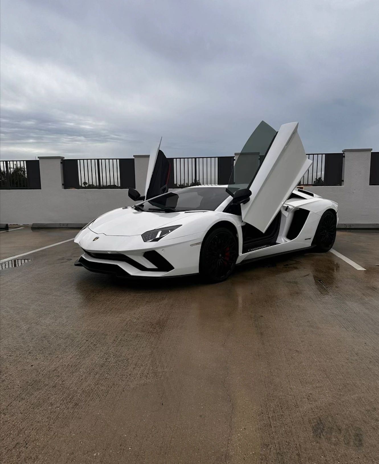 2024 Lamborghini Aventador S Coupe