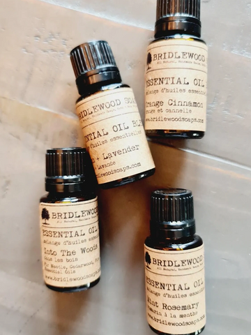 Christmas Yums....

Bridlewood Soaps Diffuser Oils for the Holiday Season;

Into the Woods OR  Orang
