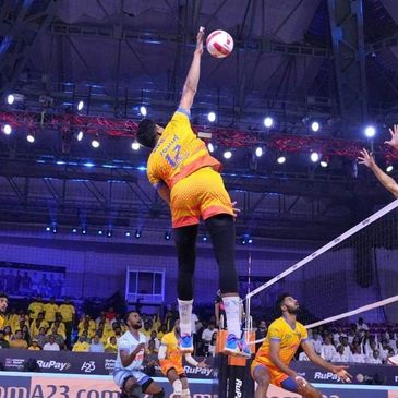 Endorsing FIVB endeavors to raise the level of professionalism in volleyball