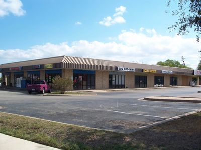 Leander Road Plaza Commercial Retail Rental Property 100 Luther Drive Georgetown,TX