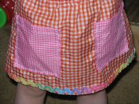 knee-length skirt with pockets for girls