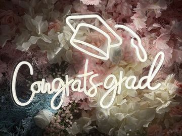 Congrats Grad neon sign 