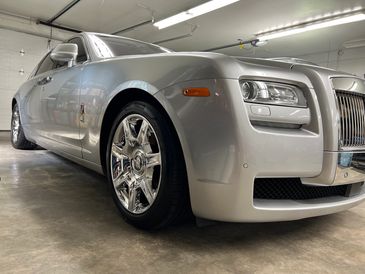 FRESHLY DETAILED AND POLISHED ROLLS ROYCE AND FINISHED WITH A HYBRID CERAMIC COATING