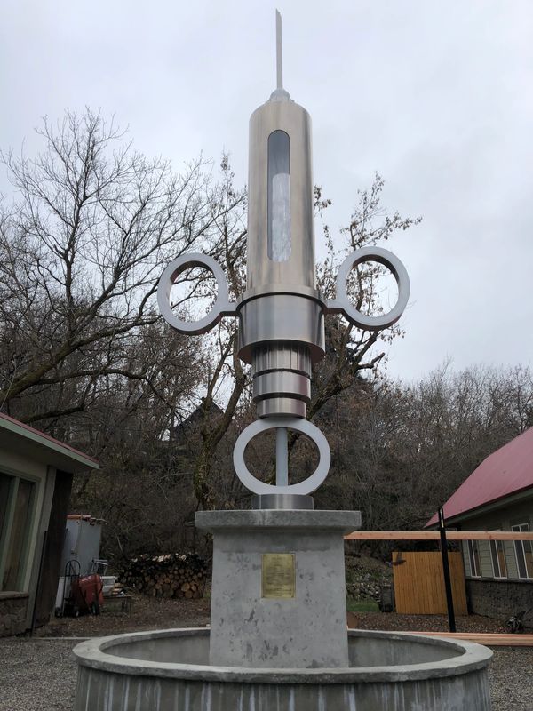 The Big Shot - A 30 ft tall monument to Modern Medicine.It is also a fountain