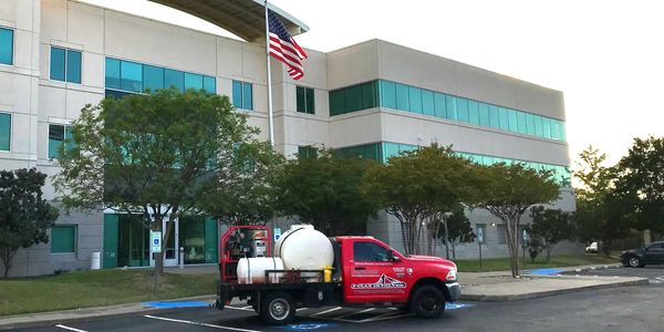 Commercial pressure washing dallas