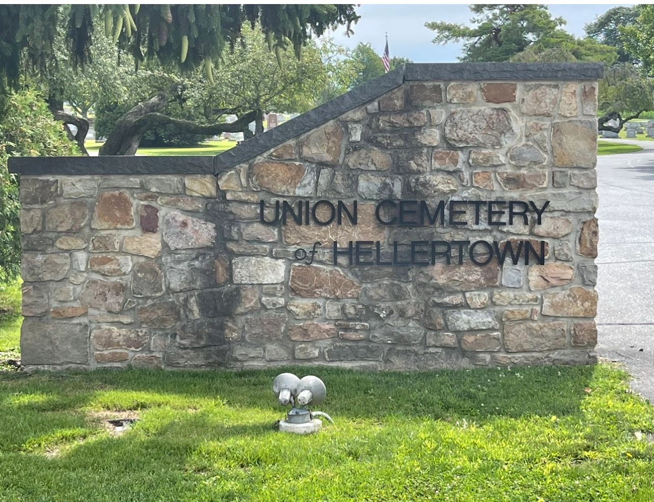 The Union Cemetery of Hellertown Home