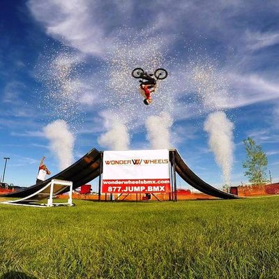 Wonder Wheels BMX - Matt Lough - Backflip